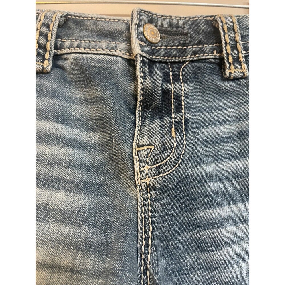 Miss Me Women's Blue Denim Shorts Size 27  with 13 bottons and pockets!!! - Picture 5 of 6